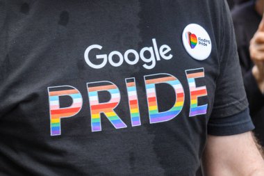 Toronto, ON, Kanada 30 Haziran 2024: Toronto 'daki 2024 Geleneksel Onur Yürüyüşü' ne Halk katıldı..