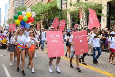 Toronto, ON, Kanada 30 Haziran 2024: Toronto 'daki 2024 Geleneksel Onur Yürüyüşü' ne Halk katıldı..