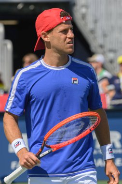 Toronto, ON, Kanada - 7 Ağustos 2023: Diego Schwartzman (Arjantin) Toronto 'daki Sobeys Stadyumu' nda oynanan Ulusal Banka Açık ön eleme karşılaşmasında Aleksandar Vukiç (Avustralya) ile oynadı.