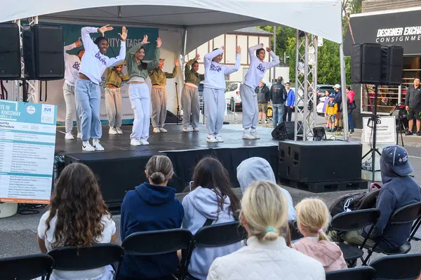 stock image Toronto, ON, Canada - September 7, 2024: Children perform on stage during the annual street festival Taste of The Kingsway 2024