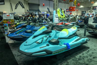 Toronto, ON, Kanada 18 Ocak 2025: Toronto Uluslararası Boat Show 'daki sergide kişisel su aracının (Jet Ski) gösterimi..