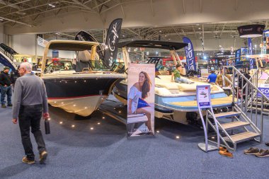 Toronto, ON, Kanada 18 Ocak 2025: Toronto Uluslararası Boat Show 'daki sergide yelkenliler sunuluyor...