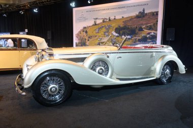 Toronto, ON, Kanada - 14 Şubat 2025: 1938 Mercedes-Benz 540 K Spor Turu