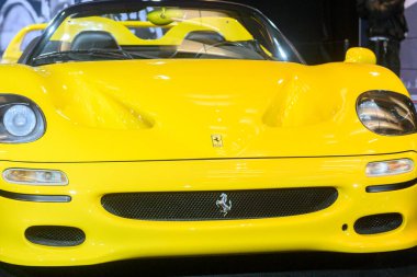 Toronto, ON, Kanada - 14 Şubat 2025 Kanada Uluslararası Otomobil Fuarı sırasında Ferrari F50 Auto Exotica bölümünde sunuldu.