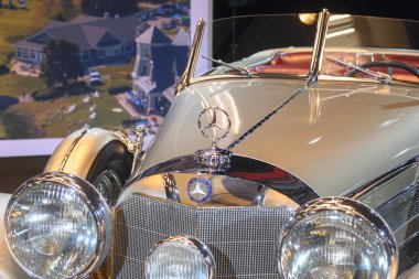 Toronto, ON, Kanada - 14 Şubat 2025: 1938 Mercedes-Benz 540 K Spor Turu