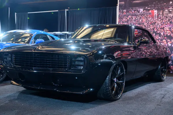 Toronto, ON, Kanada - 14 Şubat 2025 Kanada Uluslararası Otomobil Fuarı sırasında Chevrolet Camaro SS Auto Exotica bölümünde sunuldu.