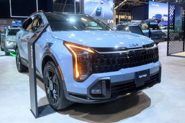 Toronto, ON, Kanada - 14 Şubat 2025: Kia Sportage 2025 Kanada Uluslararası Otomobil Fuarı 'nda sunuldu.
