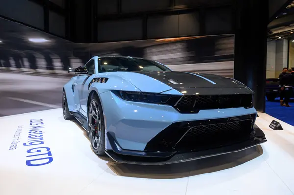 Toronto, ON, Kanada - 14 Şubat 2025 Ford Mustang GTD Kanada Uluslararası Otomobil Fuarı 'nda sunuldu.