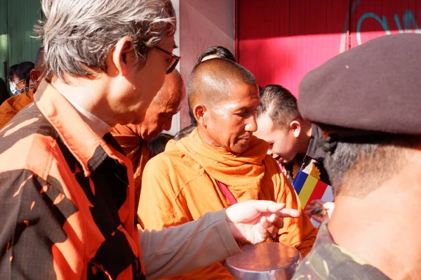 Buddist Priest Being Procession Worship Indonesia Prosesi Thudong Biksu Bante — Stockfoto