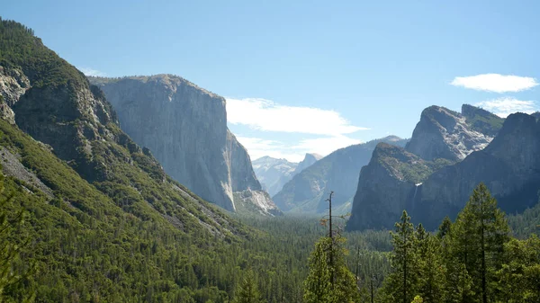 Yosemite Vadisinin Doğal Güzelliği
