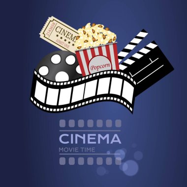 Patlamış mısır, film makarası, bilet ve eğlence tasarımları için lacivert arka planda el çırpma tahtası olan sinema filmi konsepti