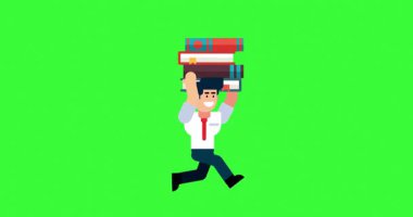 Yeşil Ekran Arkaplan Resimleri Üzerine Kitap Yığını Çalıştıran İşadamı