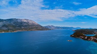 Hırvatistan 'ın Korcula Adası hava manzarası.