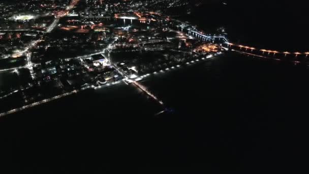 Incantevole Film Drone Mette Mostra Faro Koobrzeg Molo Notturno Invernale — Video Stock