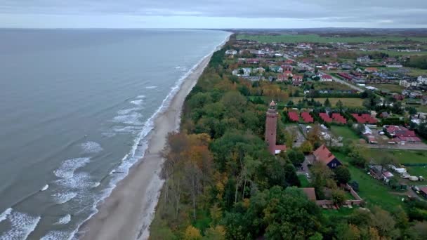 Zapierające Dech Piersiach Nagrania Dronów Odsłaniają Plażę Gski Nad Bałtykiem — Wideo stockowe