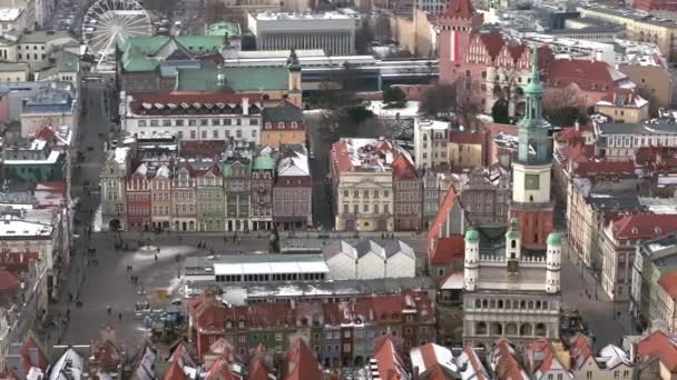 Eine Drohnenaufnahme Zeigt Den Alten Markt Pozna Mit Dem Rathaus — Stockvideo