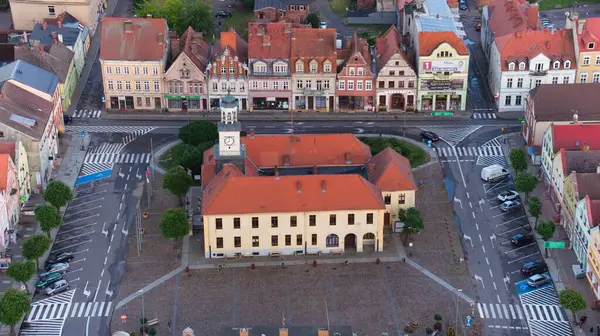 stock image Trzebiatow's city center with Market Square and City Hall.