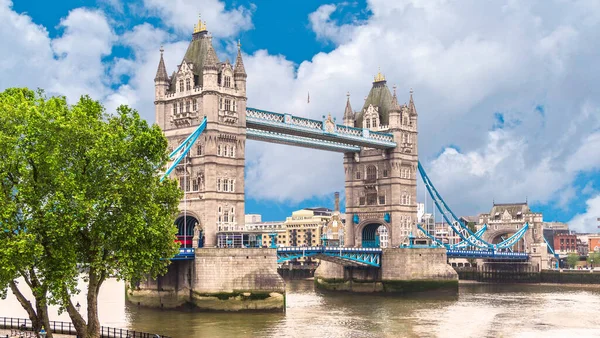 Tower Bridge Jeden Nejslavnějších Londýnských Symbolů — Stock fotografie