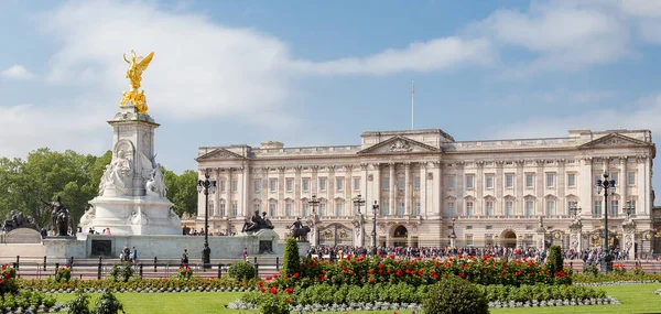 Monumento Victoria Frente Palacio Buckingham —  Fotos de Stock