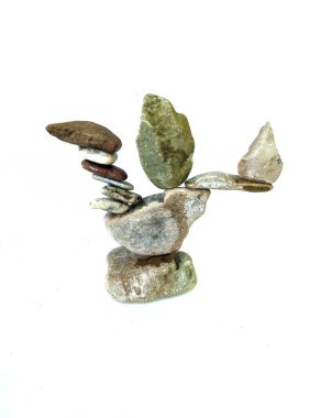 Beyaz arkaplanda izole taş