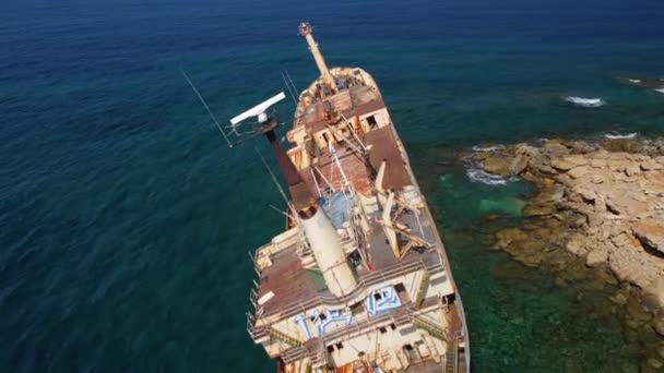 Schiffbruch Offenbart Drohnenschuss Auf Zypern — Stockvideo