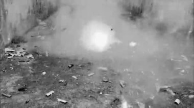 Closer view of a walla getting bursted out