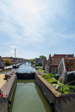 Hindeloopen, Hollanda 'daki eski şehir merkezinin manzarası