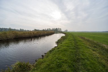 Sonbahar sırasındaki Winkel Nehri, Hollanda