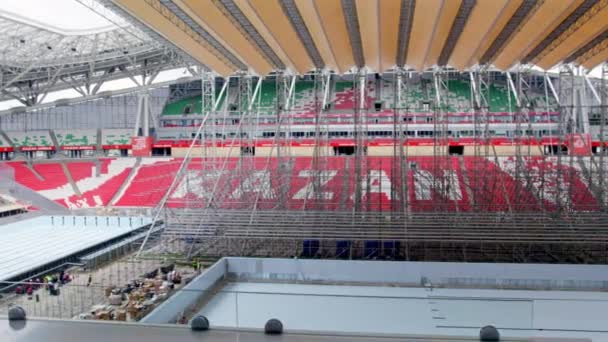 Kyiv Ukraine Szeptember 2021 Nagy Sportstadion Sárga Tetővel Fém Tribunussal — Stock videók