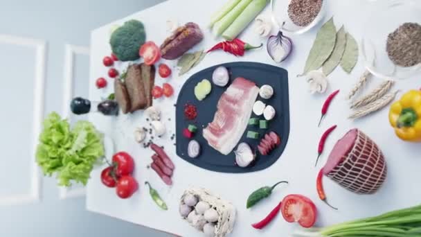 Carne Legumes Picados Para Sopa Caseira Tábua Corte Plástico Preparação — Vídeo de Stock