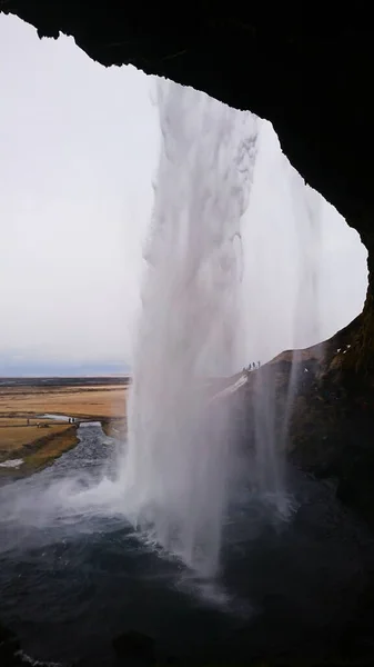 Seljalandsfoss Islândia Março 2018 Vista Vertical Seljalandsfoss Uma Grande Cachoeira — Fotografia de Stock