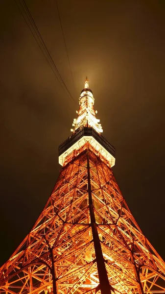 Tokio Japonia 2019 Widok Zewnątrz Oświetlonej Wieży Tokio Nocą Pod — Zdjęcie stockowe