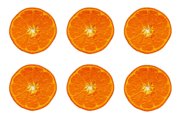 Nombreuses Mandarines Isolées Oranges Dans Une Coupe Sur Fond Blanc — Photo