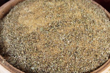 Türkiye pazarlarındaki ahşap kaplarda sağlıklı gıda baharatları