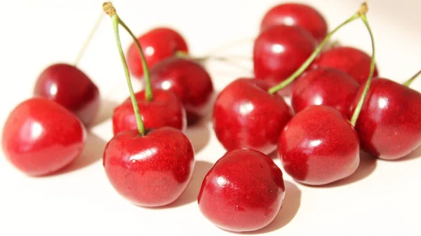 Cseresznye Elszigetelt Közelről Egészséges Élelmiszer Gyümölcs Piros Cseresznye Világos Rózsaszín — Stock Fotó