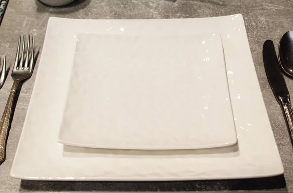 Empty Plate Dinner — Stock Photo, Image
