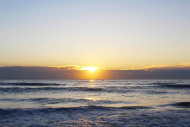 Denizin Üzerinde Gün Doğumu