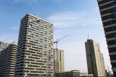 Yeni apartmanın inşaatı