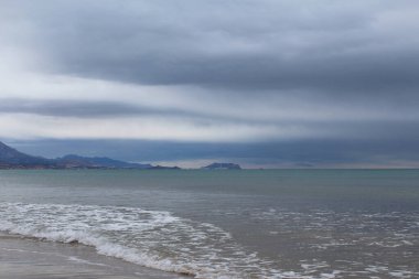 Akdeniz 'de Fırtına