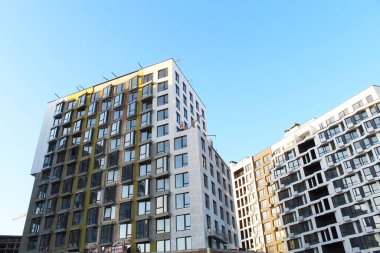 Modern apartman binası. şehir manzarası, modern apartman dış görünüş.