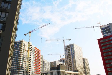 Ukrayna 'nın Kyiv şehrinde büyük gökdelenler inşa edildi.