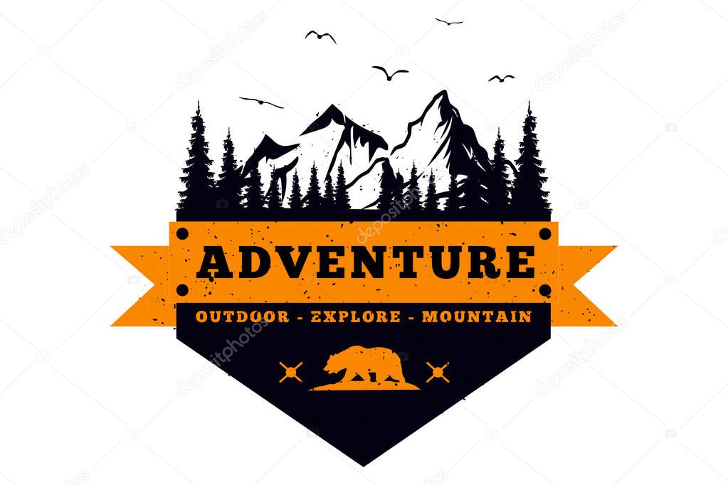 T-shirt adventure explore mountain pine tree vintage