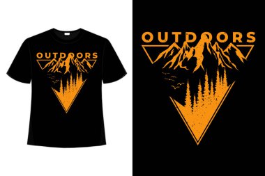 Açık havada çam ağacından yapılmış bir tişört eski moda bir illüstrasyon çizmiş.