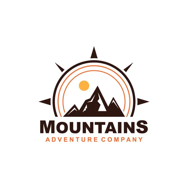 Kompas Logo Górskie Projektowanie Logo Dla Przygody Lub Inspiracji Podróży — Wektor stockowy