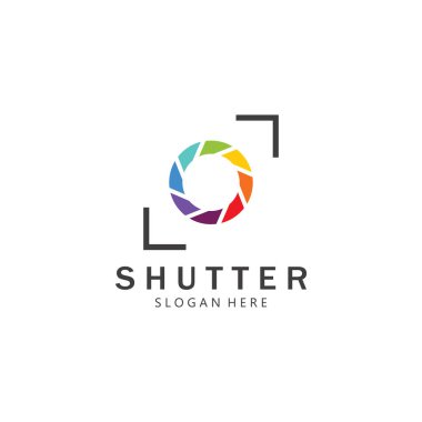 Fotoğraf makinesi logosu, kamera lensi ve dijital. Stüdyo, fotoğraf ve diğer işler için logo.