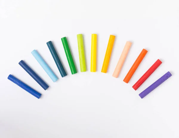 Crayons Pastel Huile Disposés Dans Style Arc Ciel Sur Fond — Photo