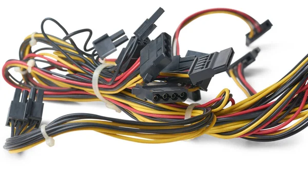 Primer Plano Los Cables Alimentación Computadora Arnés Cableado Multicolor Aislado — Foto de Stock