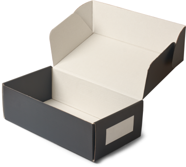 boş siyah dikdörtgen karton kutunun kapalı kapalı kapalı izole beyaz arkaplan, yan küçük beyaz etiket, taklit şablon