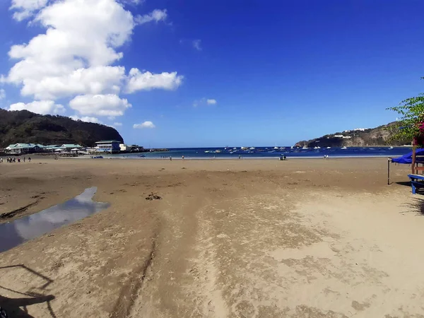 San Juan del Sur Körfezi 'nde güneşli bir gün, Nikaragua' da tropik cennet.