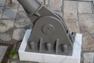 Çelik yapısal kısıtlamalar: inşaatta destek ve istikrar için modern çözümler. Yapının esnekliğini vurgulayan teknik ve mimari detaylar üzerinde durulacak. Web haberleri.